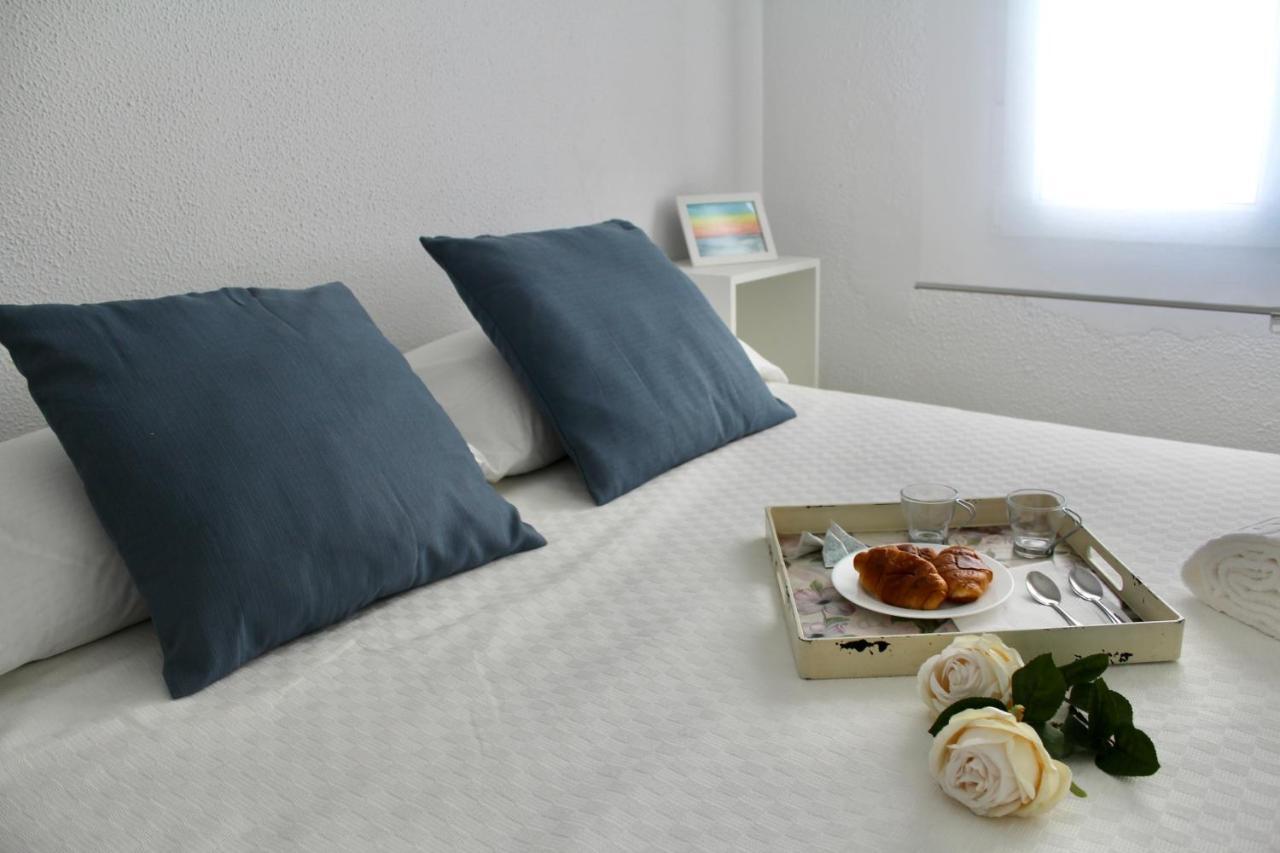 Wish Suite Campana De Sevilla Extérieur photo